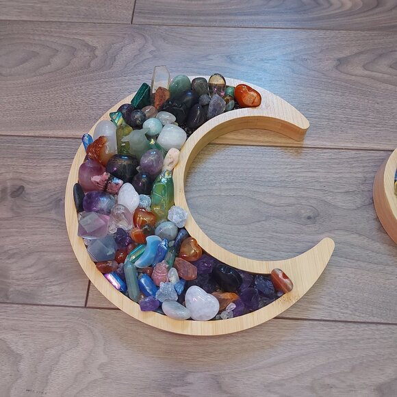 Wood Moon/Sun Crystal Holder w/Chips - Picture 3 of 10